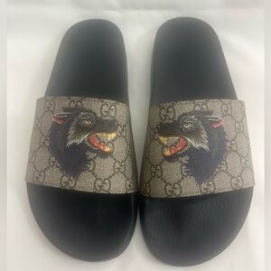 Gucci Black and Tan Wolf Print Men's Slides